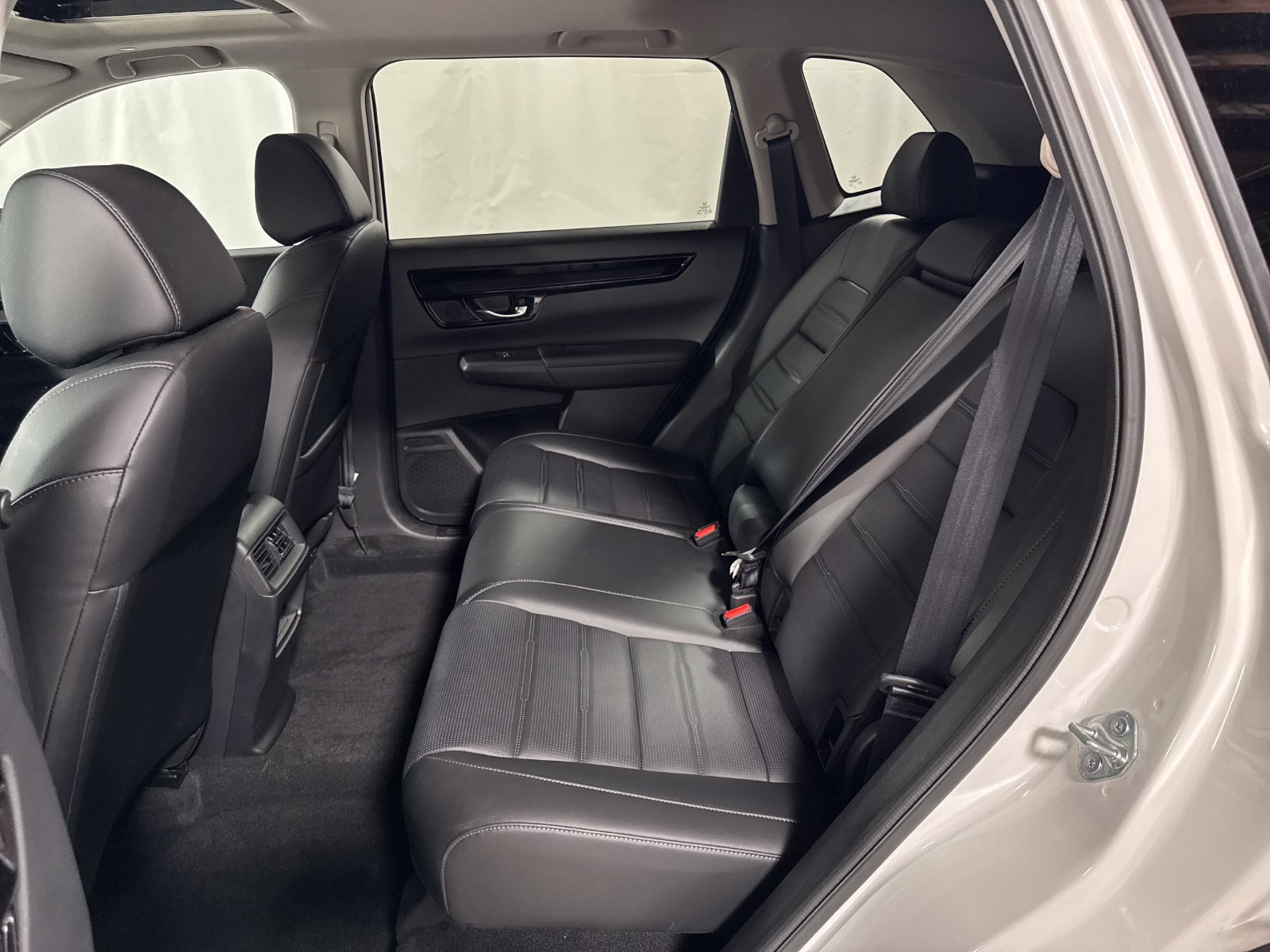 Used 2025 Honda CR-V EX-L image 5
