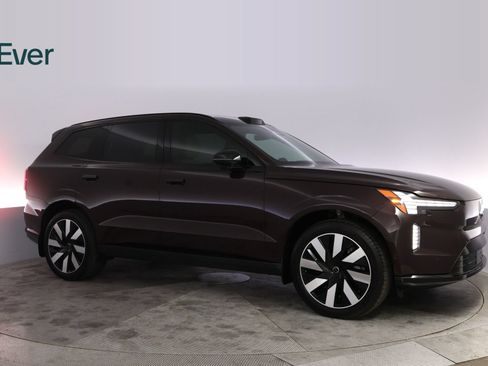 Used 2025 Volvo EX90 Plus AWD/4WD image 14