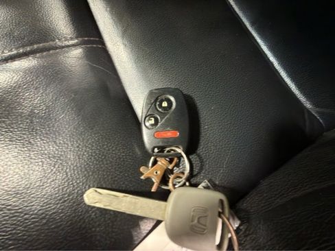 Used 2012 Honda Crosstour EX-L image 27