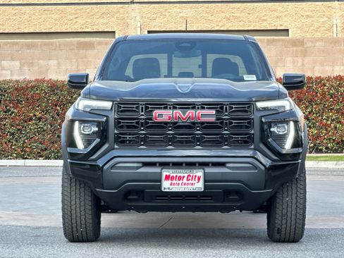 Certified 2026 GMC Canyon Elevation RWD image 9