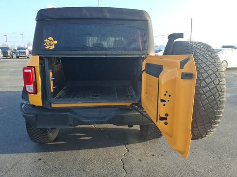 Used 2022 Ford Bronco Black Diamond w/ Sasquatch Package image 5