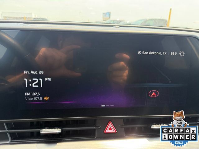 Used 2024 Kia Sportage EX FWD image 8