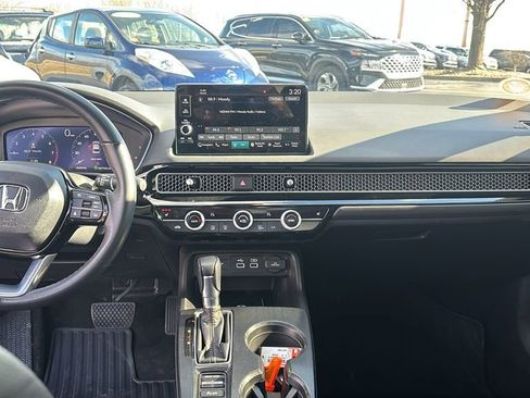 Used 2024 Honda Civic Touring image 12