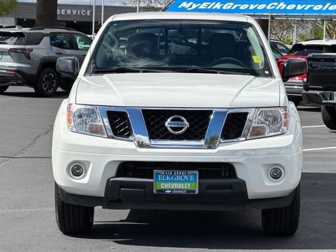 Used 2019 Nissan Frontier SV w/ Value Truck Package image 8