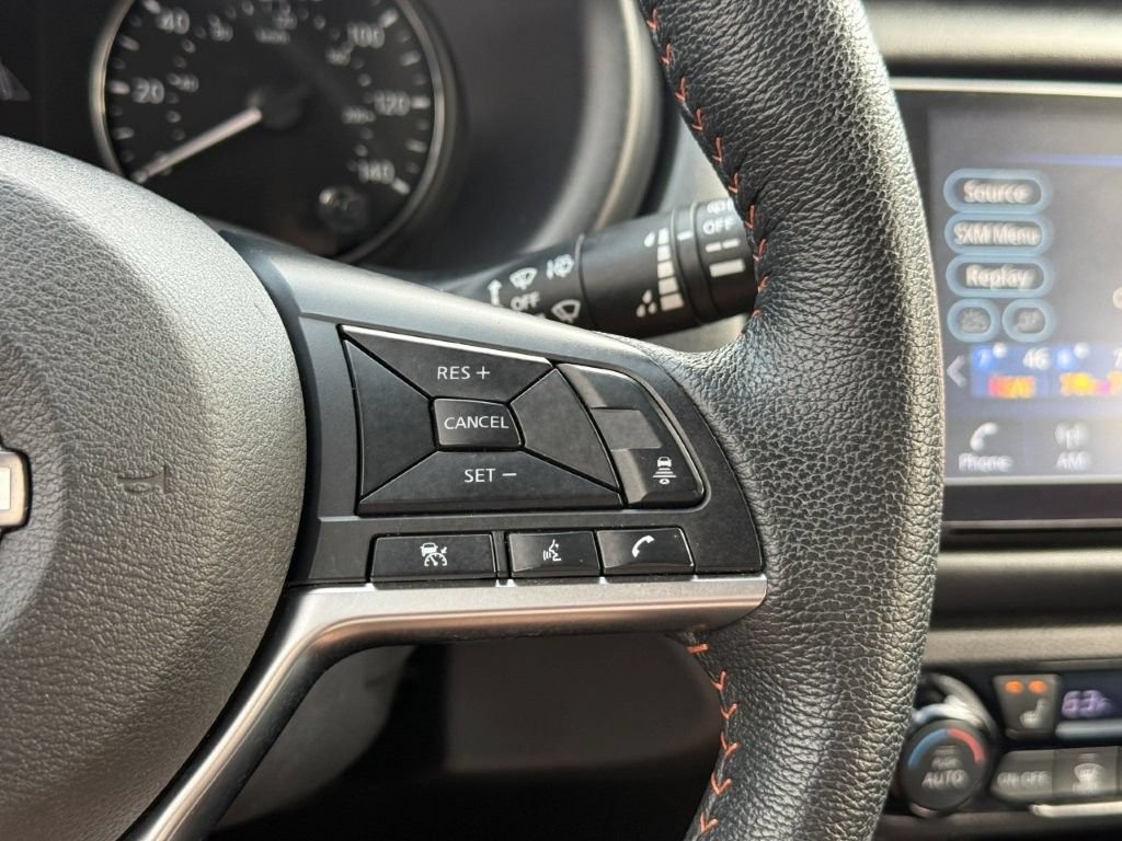 Used 2023 Nissan Kicks SR w/ SR Premium Package FWD image 30