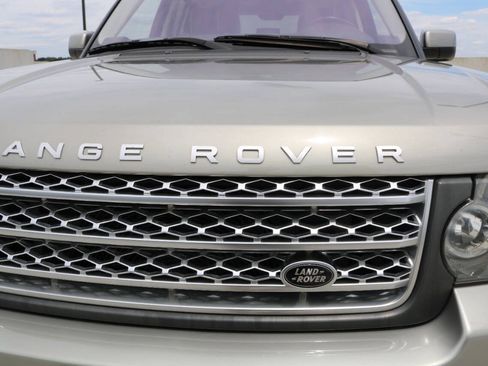 Used 2010 Land Rover Range Rover Supercharged AWD/4WD image 39