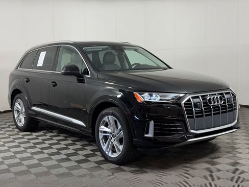 Used 2023 Audi Q7 3.0T Premium Plus w/ Premium Plus Package AWD/4WD image 7