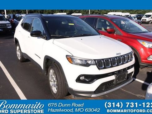 Used 2025 Jeep Compass Limited AWD/4WD image 1