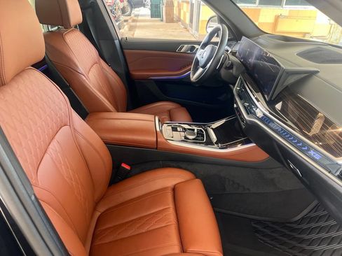 Used 2024 BMW X5 xDrive40i w/ M Sport Package AWD/4WD image 23