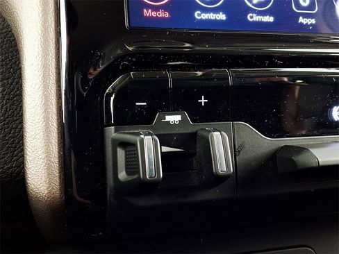 Used 2019 RAM 2500 Laramie image 22