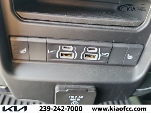 Used 2026 RAM 2500 Laramie AWD/4WD image 18