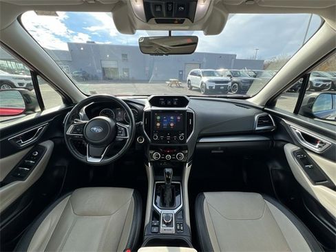 Used 2020 Subaru Forester Limited image 14