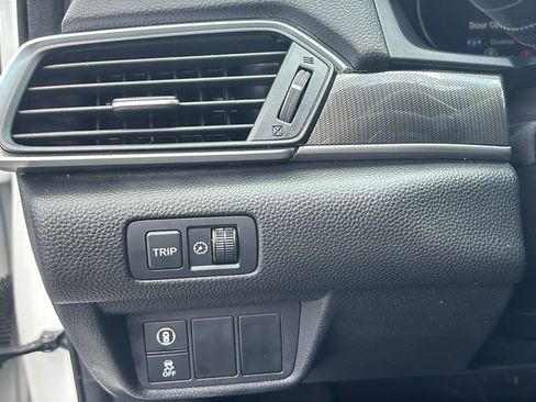 Used 2018 Honda Accord Sport image 15