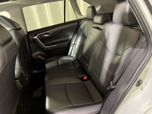 Used 2023 Toyota RAV4 XLE Premium image 26