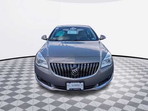 Certified 2017 Buick Regal Sport Touring FWD image 2
