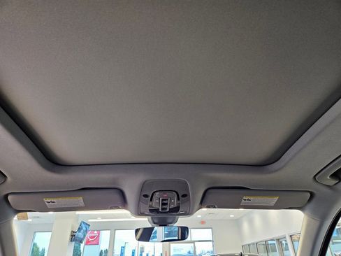 Used 2023 Audi Q5 2.0T Premium w/ Convenience Package image 23