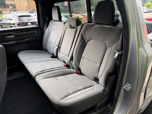 Used 2022 RAM 1500 Big Horn RWD image 34
