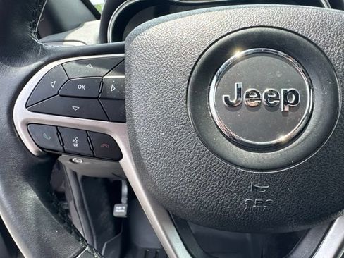 Used 2018 Jeep Grand Cherokee Limited AWD/4WD image 38