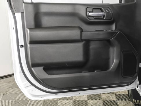 Used 2025 Chevrolet Silverado 1500 W/T w/ WT Value Package image 33