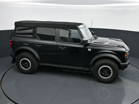 Used 2023 Ford Bronco Big Bend w/ Sasquatch Package AWD/4WD image 24