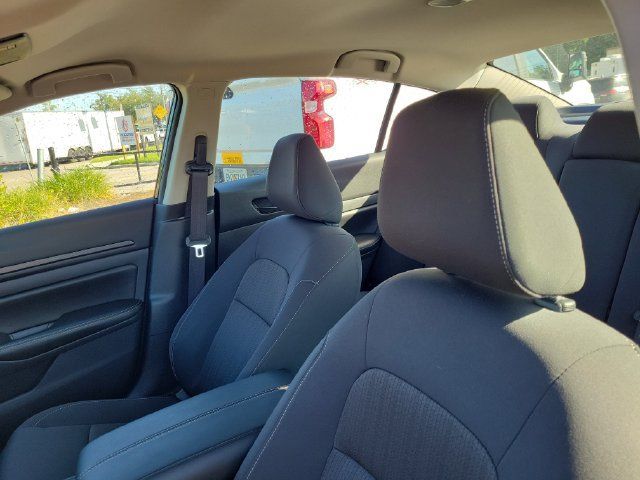 Used 2026 Nissan Altima 2.5 SV FWD image 19