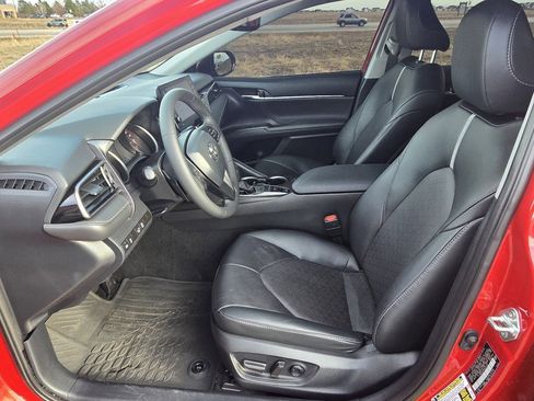Used 2024 Toyota Camry XSE image 10