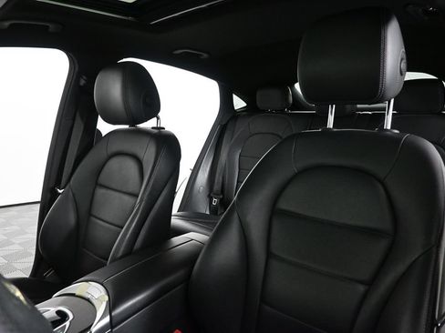 Used 2019 Mercedes-Benz GLC 300 4MATIC Coupe image 5
