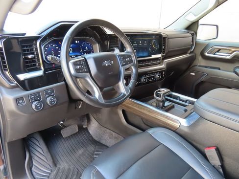 Certified 2024 Chevrolet Silverado 1500 RST w/ Convenience Package II AWD/4WD image 26