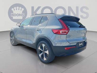 New 2026 Volvo XC40 B5 Plus w/ Protection Package Premier