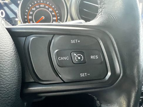 Used 2021 Jeep Wrangler Unlimited Sport image 18