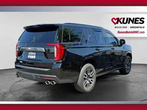 Used 2023 GMC Yukon AT4 w/ Technology Package AWD/4WD image 10