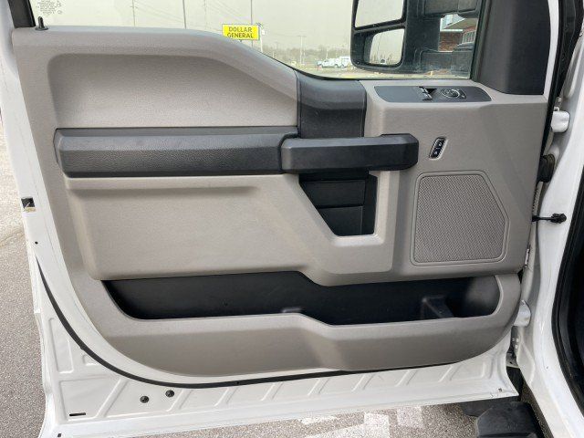 Used 2017 Ford F450 XL w/ Power Equipment Group AWD/4WD image 21