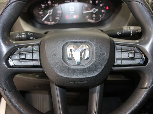 Used 2023 RAM ProMaster 2500 FWD image 29