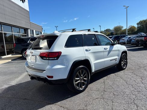 Used 2016 Jeep Grand Cherokee Limited 75th Anniversary image 7