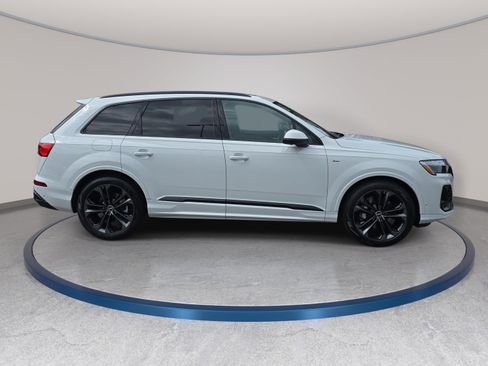 New 2026 Audi Q7 3.0T Prestige AWD/4WD image 4
