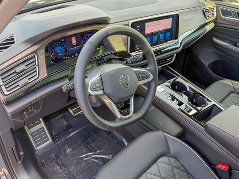 New 2026 Volkswagen Atlas SEL Premium R-Line image 13