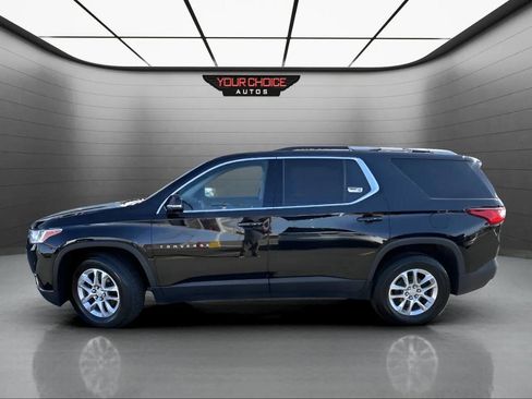 Used 2018 Chevrolet Traverse LT image 2