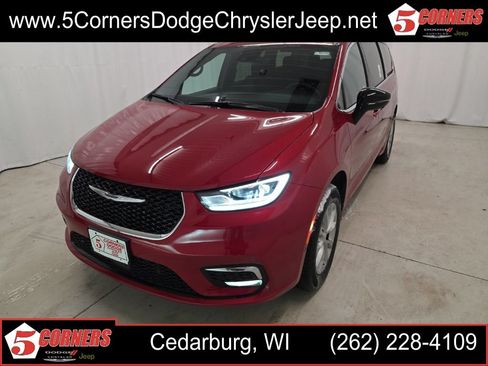 New 2026 Chrysler Pacifica Select AWD/4WD image 1