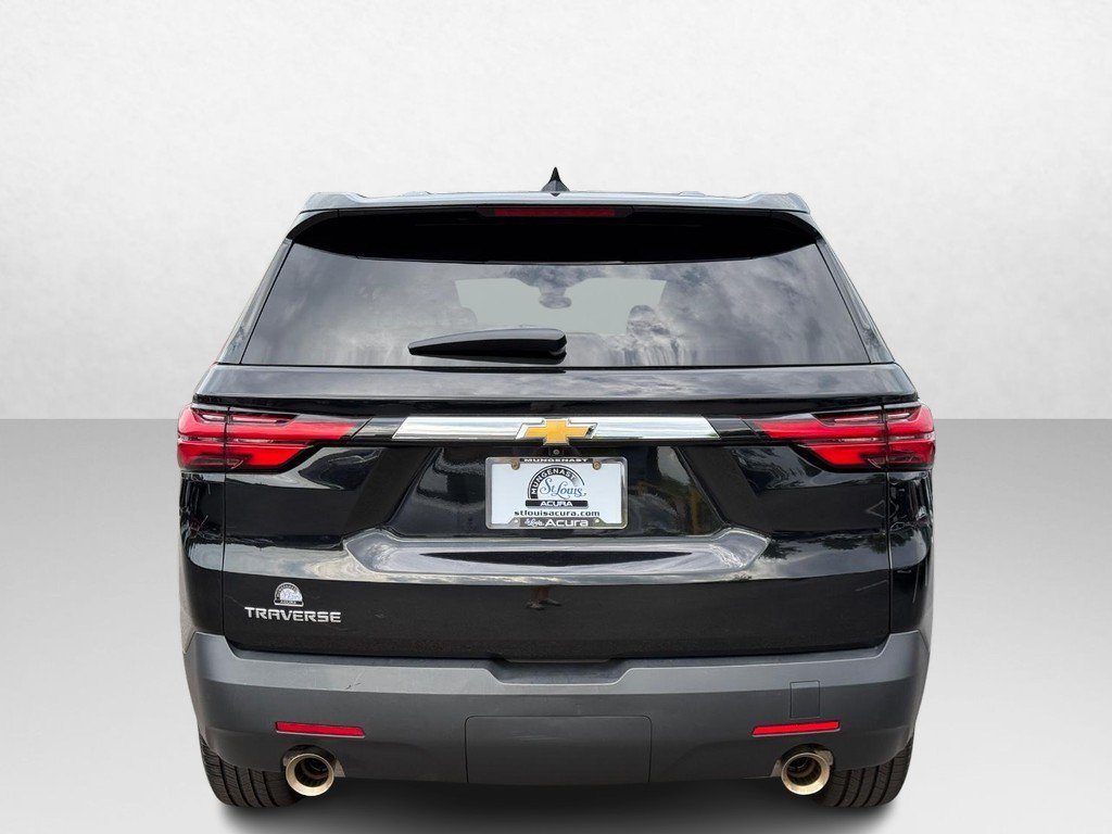 Used 2023 Chevrolet Traverse LS FWD image 7