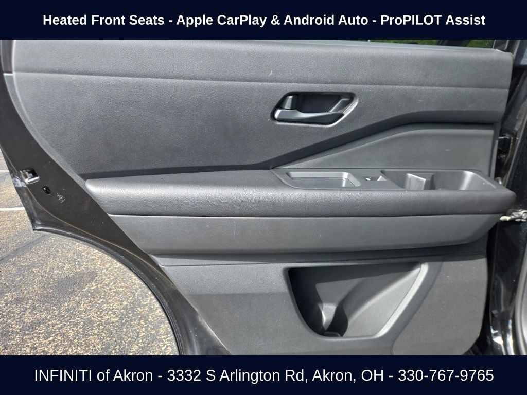Used 2024 Nissan Pathfinder SV AWD/4WD image 26