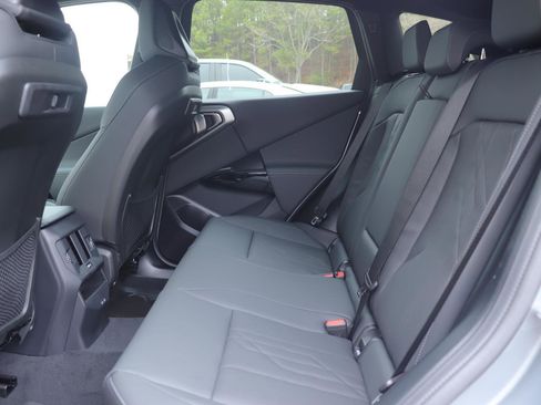 Used 2026 BMW X3 xDrive30 w/ Premium Package image 12