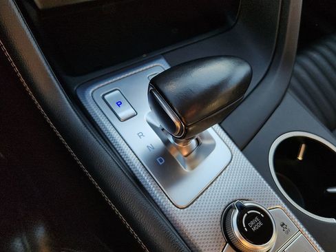 Used 2022 Genesis G70 3.3T image 14