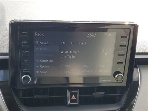 Used 2022 Toyota Corolla Cross LE image 24