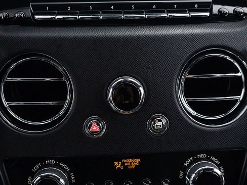Certified 2023 Rolls-Royce Cullinan AWD/4WD image 43