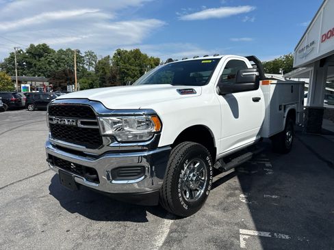 Used 2023 RAM 2500 Tradesman AWD/4WD image 8