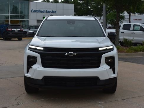 New 2026 Chevrolet Traverse LT w/ Midnight/Sport Edition FWD image 2