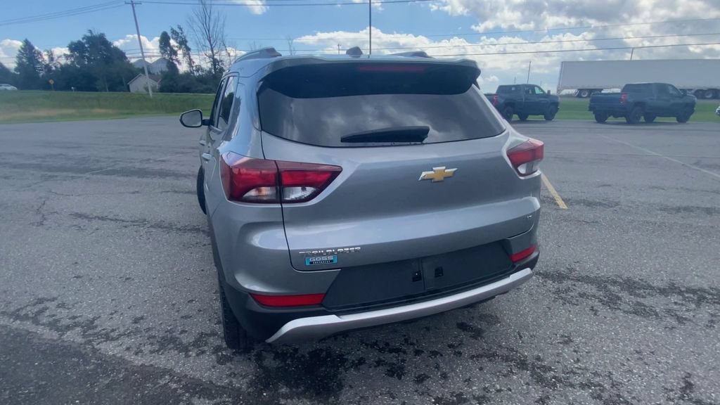 Certified 2023 Chevrolet TrailBlazer LT w/ Convenience Package FWD image 7