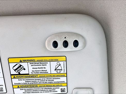 Used 2017 Ford Escape Titanium image 33