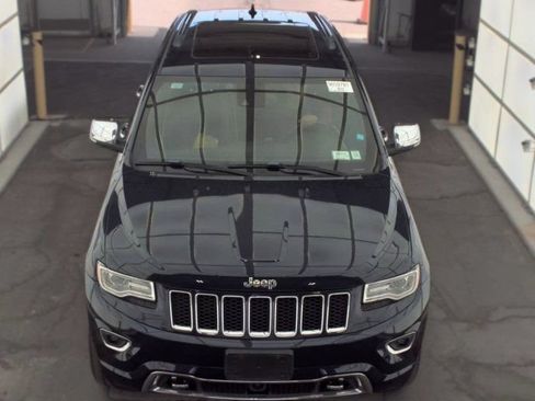 Used 2014 Jeep Grand Cherokee Overland w/ Advanced Technology Group AWD/4WD image 2