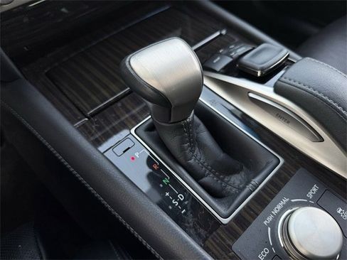 Used 2017 Lexus LS 460 L image 19